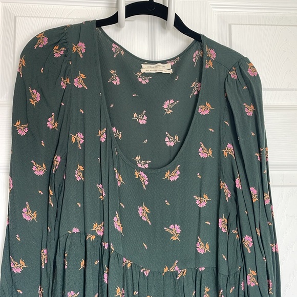 Urban Outfitters Floral Dress - Picture 4 of 5